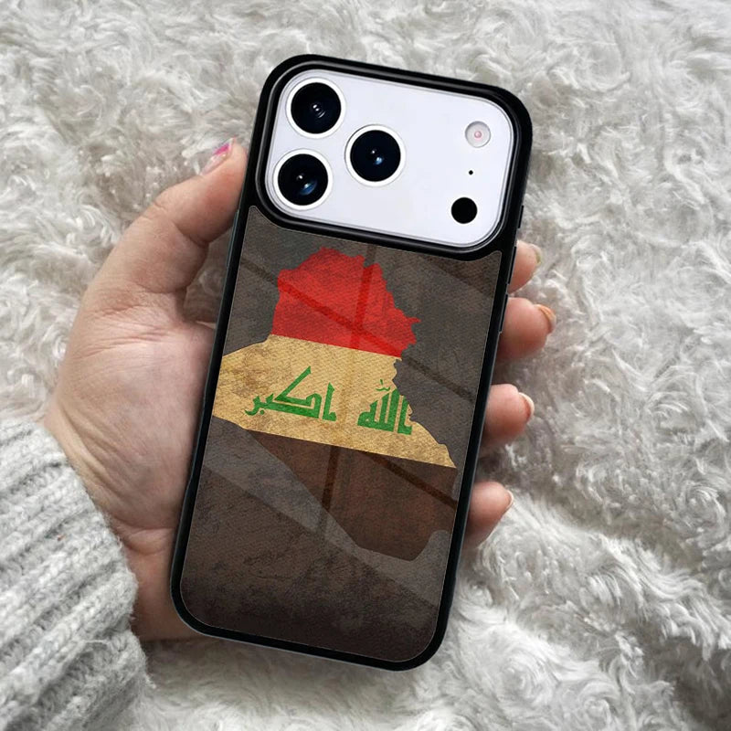 غطاء هاتف يحمل علم العراق، متوافق مع أجهزة iPhone 17 Air و16 و15 و14 Plus و13 و12 و11 Pro Max، تصميم مقاوم للصدمات مع حواف حماية (Bumper)، يوفر حما