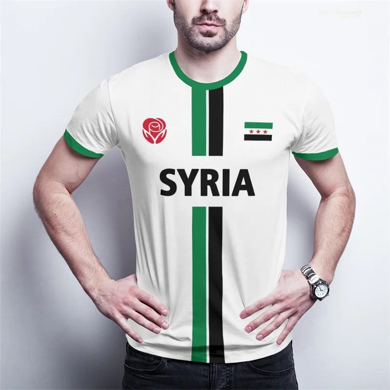 قميص رياضي للرجال يحمل شعار "سوريا الحرة" مستوحى من قمصان كرة القدم، مع علم سوريا، بتصميم ستريت وير واسع (Oversized)، تيشيرت جديد